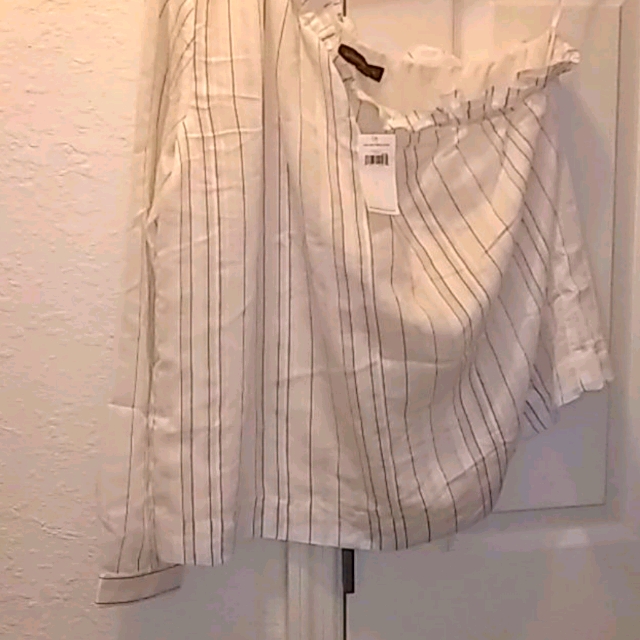 Banana Republic OneShoulder Top